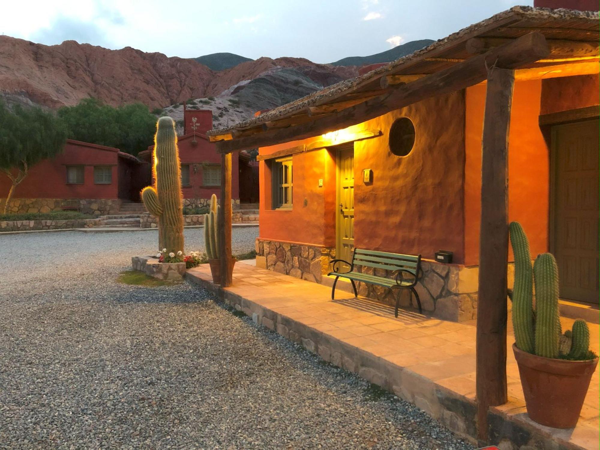 Posta De Purmamarca Bed & Breakfast Exterior photo